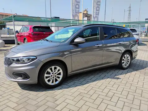 Acquista Auto usata bergamo Fiat Tipo SW 1.4 - Reduzzi Motor